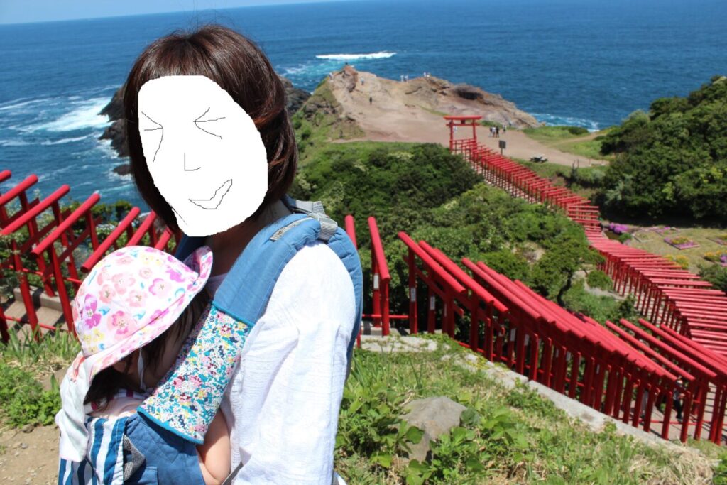 元乃隅神社の鳥居と親子