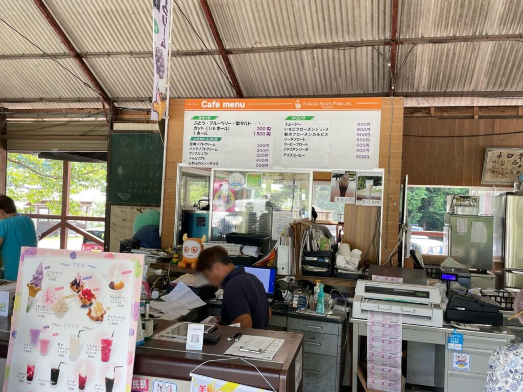 福田フルーツパークのスイーツ販売所