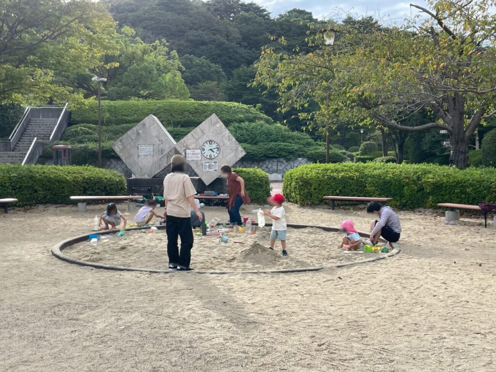 永源山公園の砂場