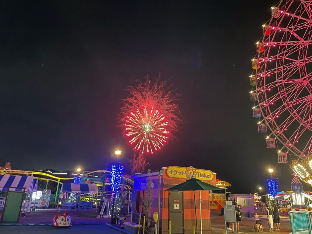 はい！からっと横丁から見る花火