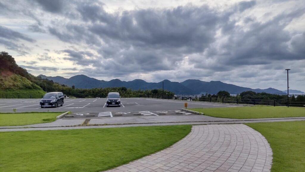 陶芸の村公園の駐車場
