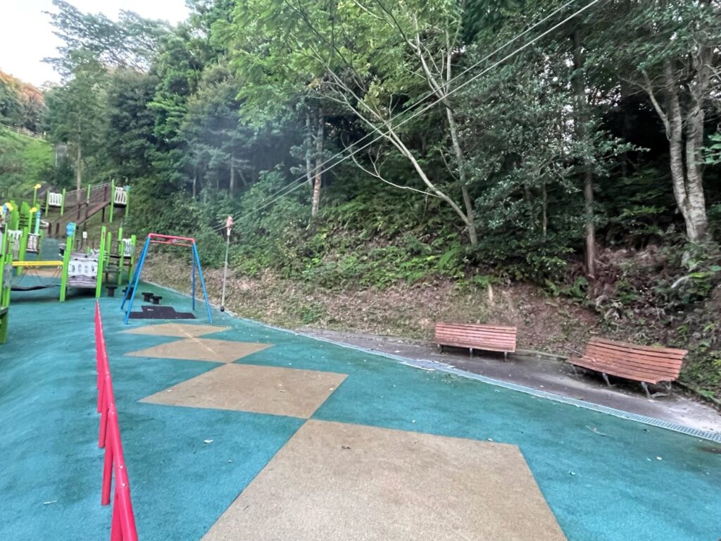 長門市総合公園のターザンロープ