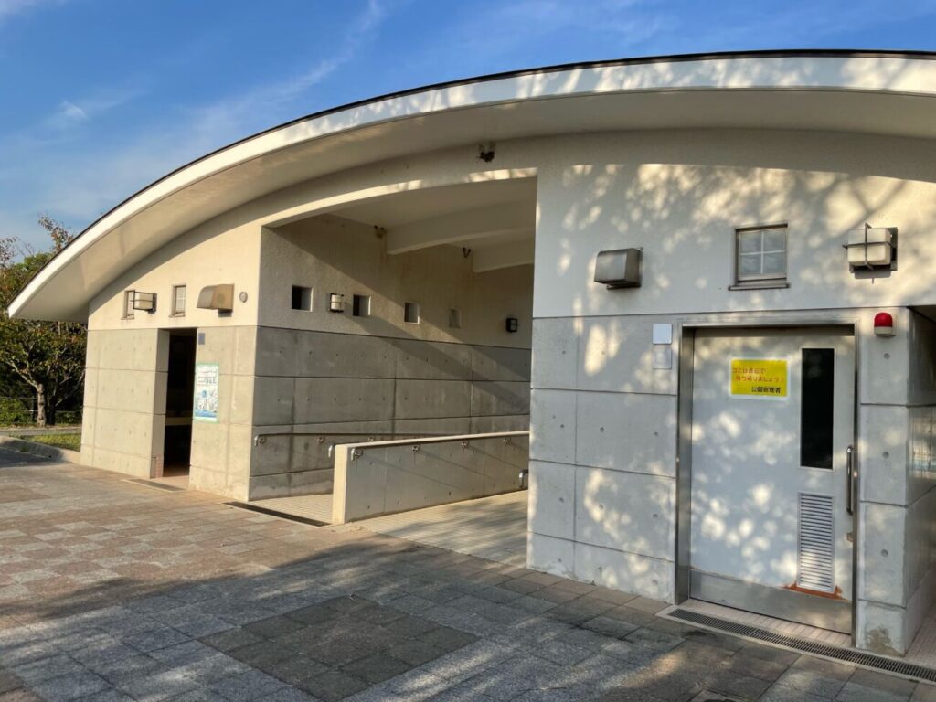 藤尾山公園のトイレ