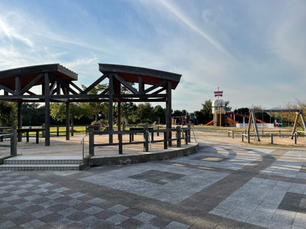 藤尾山公園の遊具広場