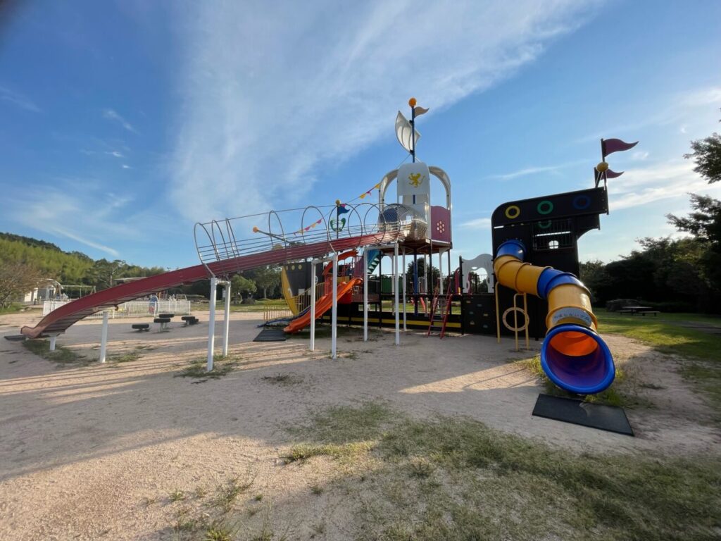 藤尾山公園の遊具広場の遊具