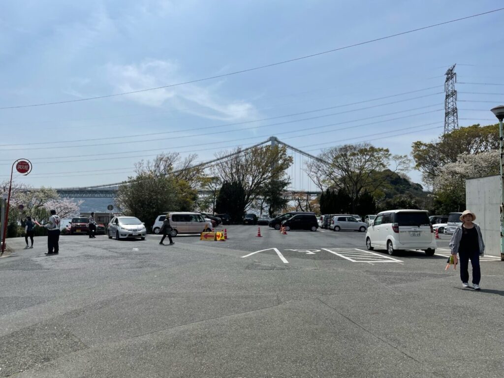 火の山公園トルコチューリップ園横の駐車場