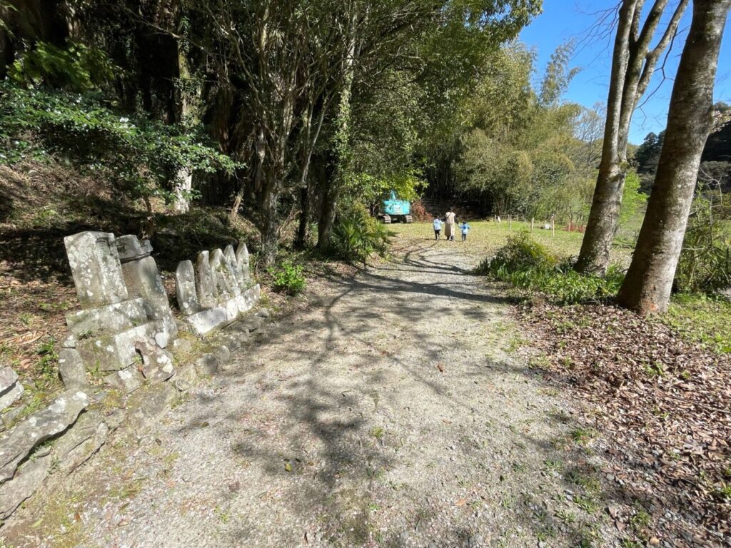 桂昌寺跡の地獄極楽の参道