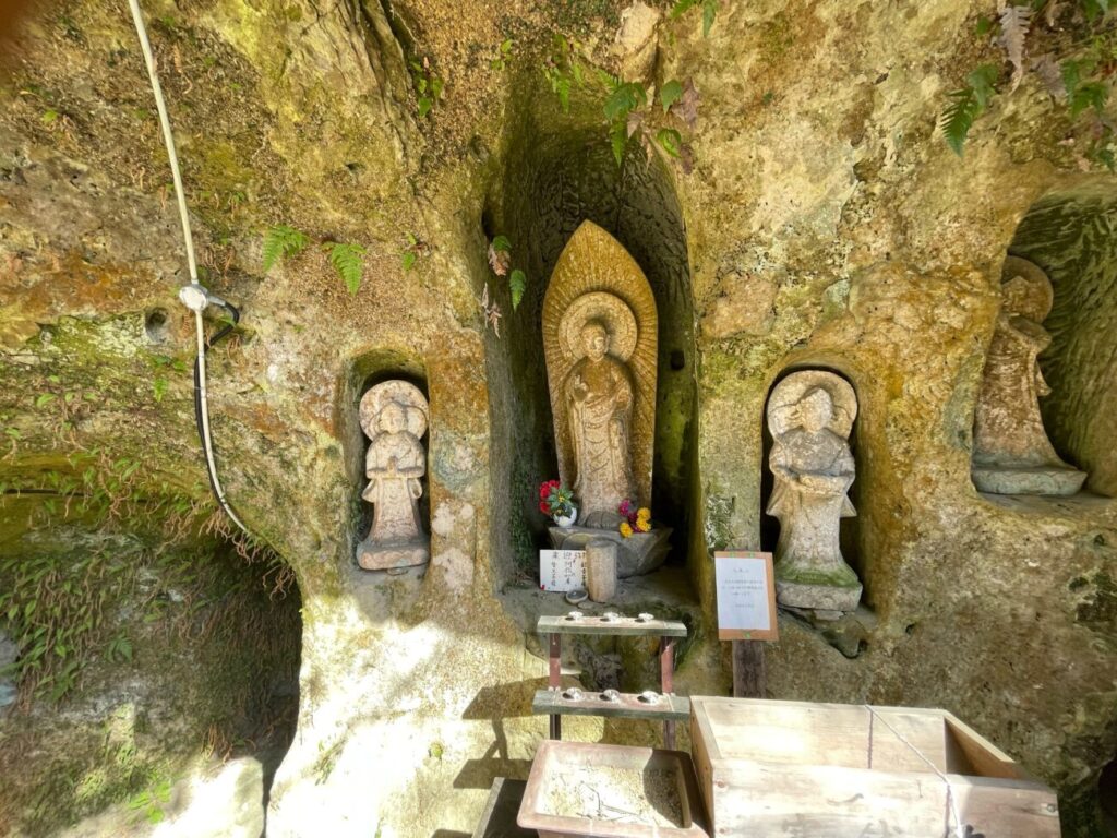 桂昌寺跡の地獄極楽の阿弥陀如来