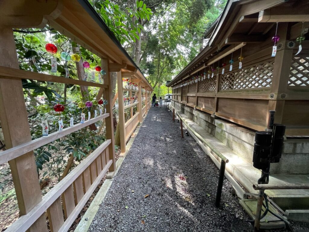 山口県宇部市の琴崎八幡宮の風鈴まつりの境内