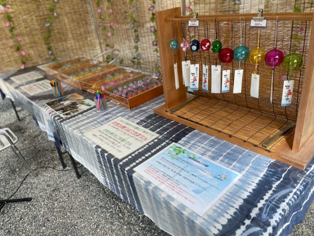 山口県宇部市の琴崎八幡宮の風鈴奉納所