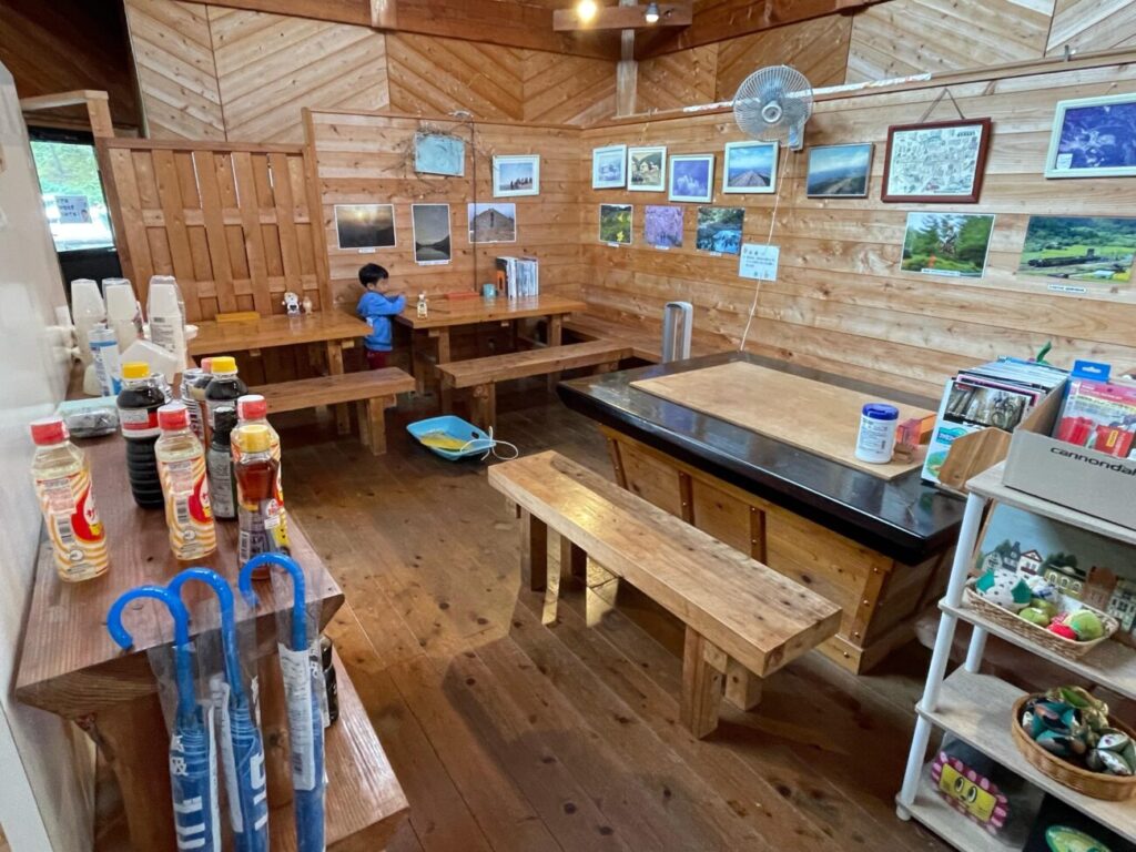 十種ヶ峰ウッドパークオートキャンプ場の中