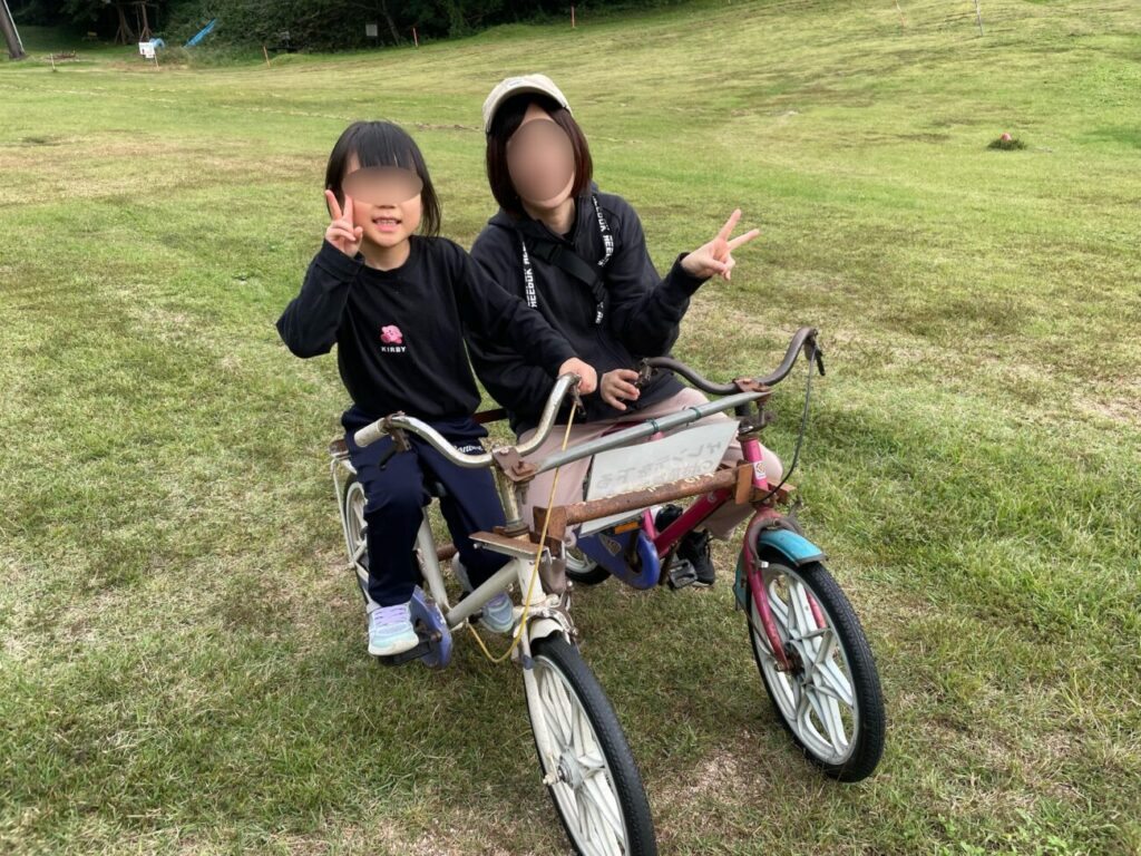 十種ヶ峰ウッドパークオートキャンプ場のゲレンデの自転車